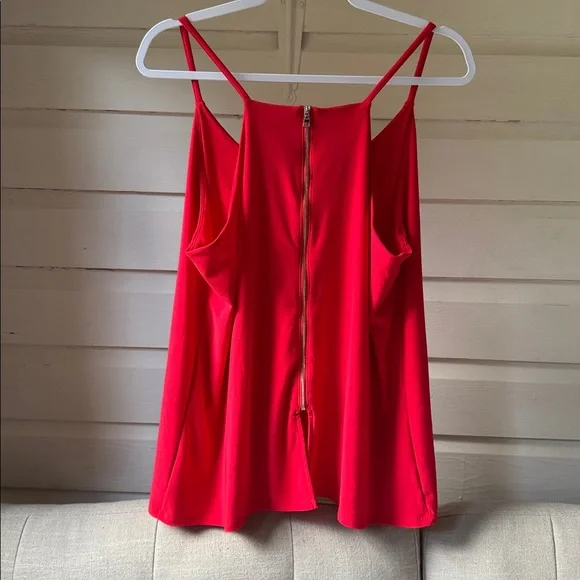 Bar III red tank xl - Picture 2 of 3